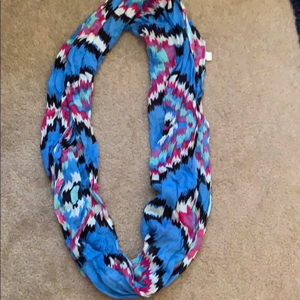Infinity scarf - Picture 3 of 4